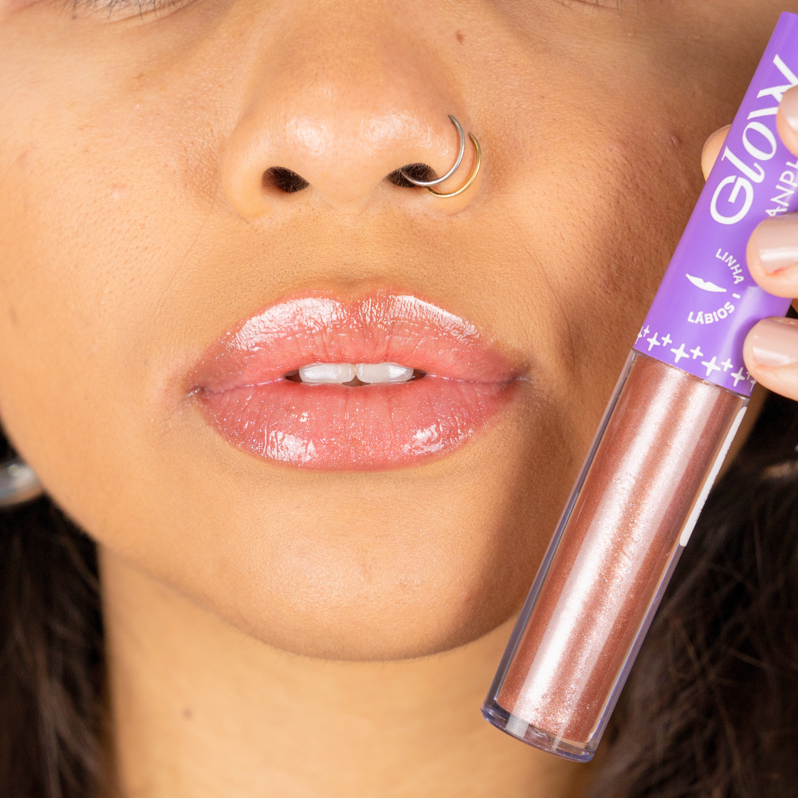 Gloss Efeito Glow Linha Lábios - REF.03