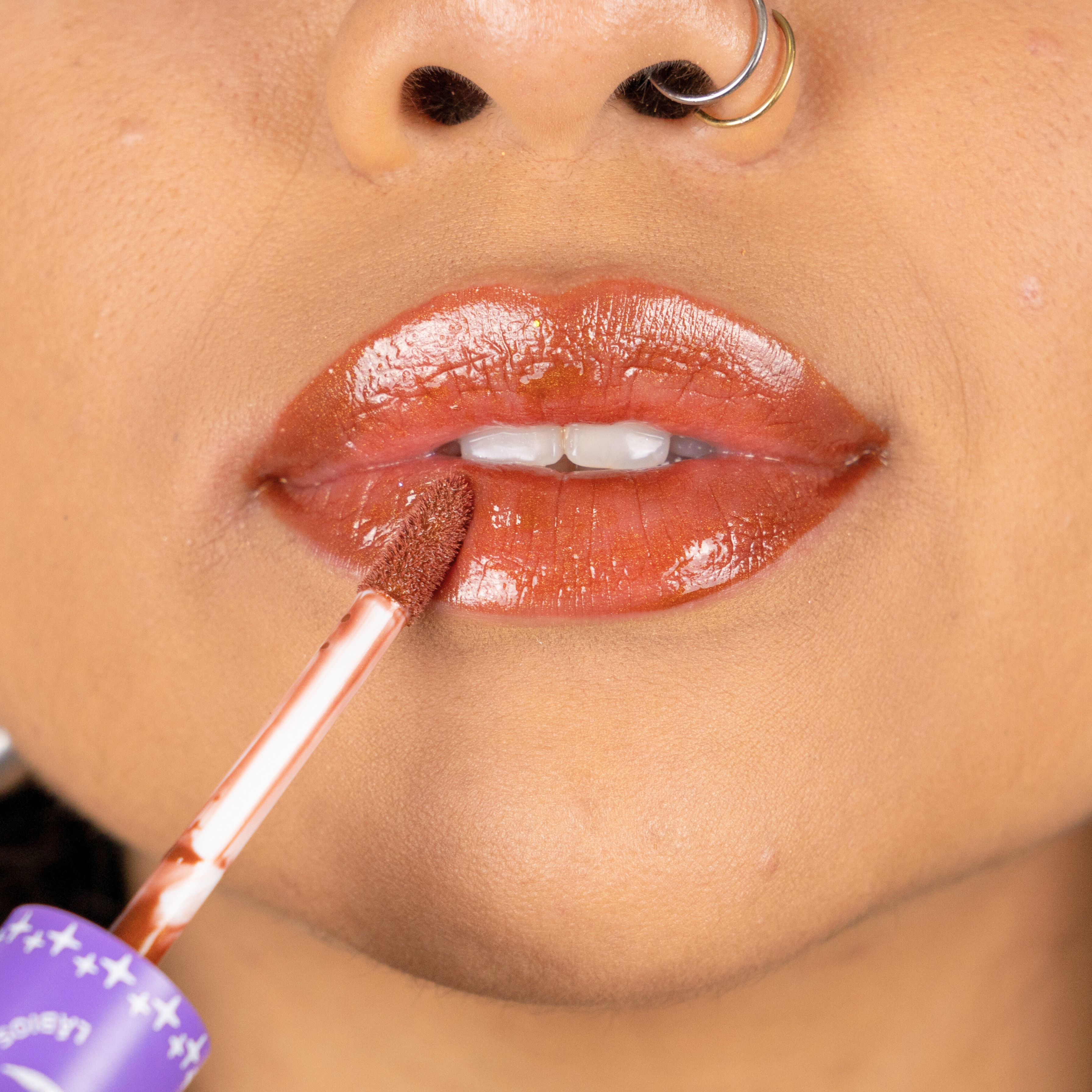 Gloss Efeito Glow Linha Lábios - REF.05